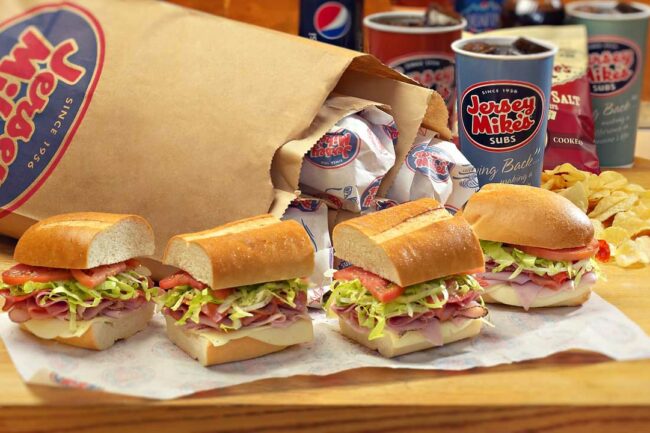 Jersey Mike’s Subs : L’excellence opérationnelle comme moteur de la franchise numéro 1